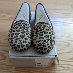 NWT Rothys girl animal print size 10